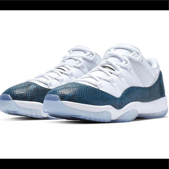 Jordan 11 Retro Low